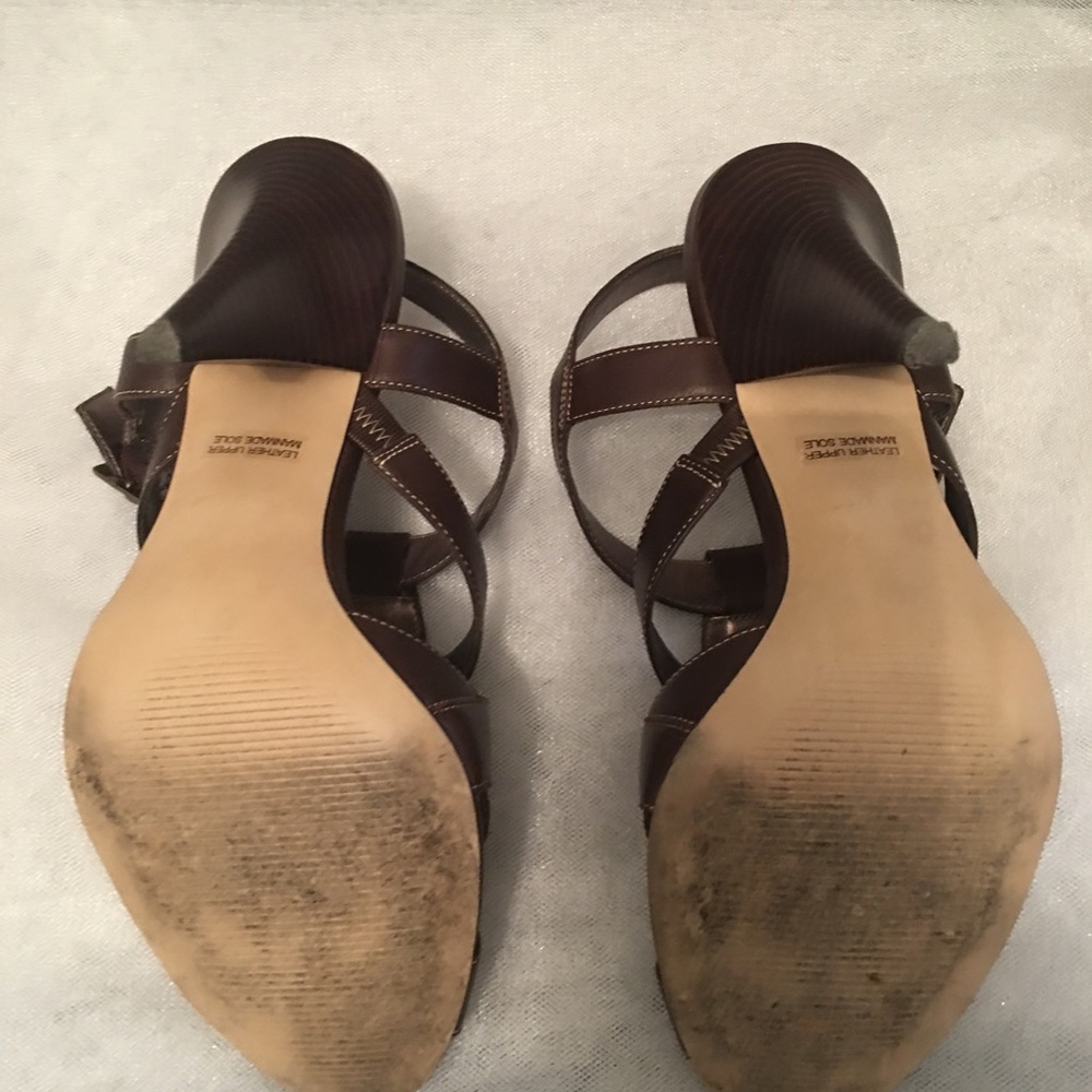 Shoes - Picture 4 of 6